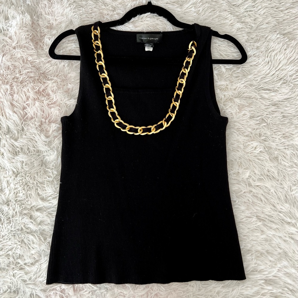 Boutique chain top